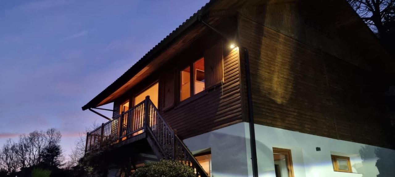 Chalet Sophie - Luxury Chalet Roletto Eksteriør billede